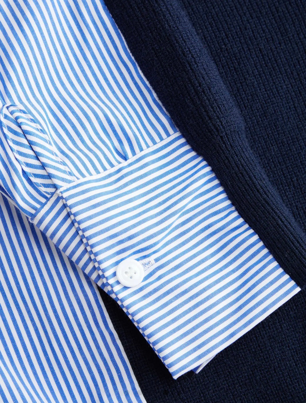 TWO TONE KNIT V-NECK STRIPED PATCHED OVERSIZED CARDIGAN