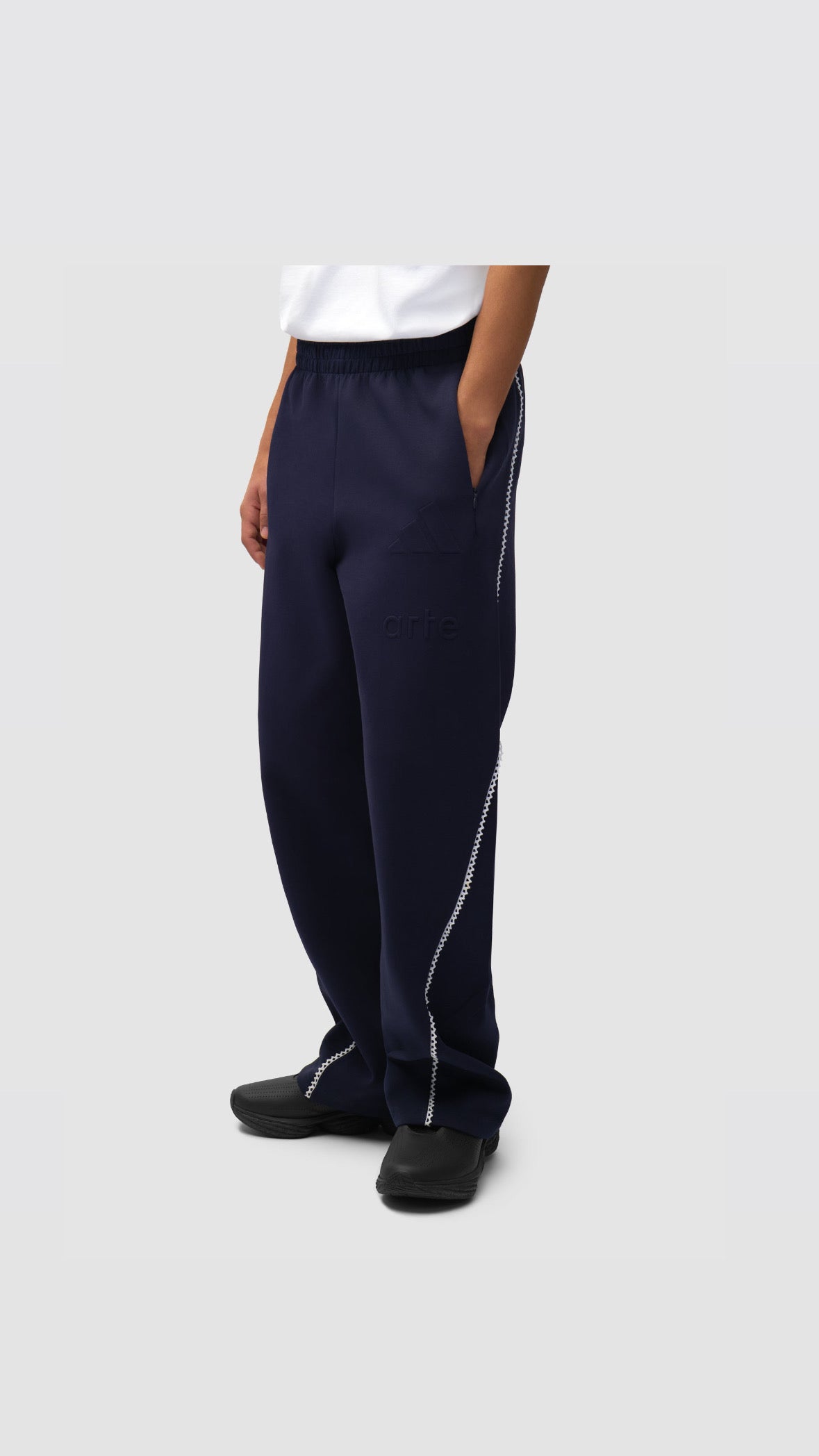 Arte Pour Adidas Pantalons